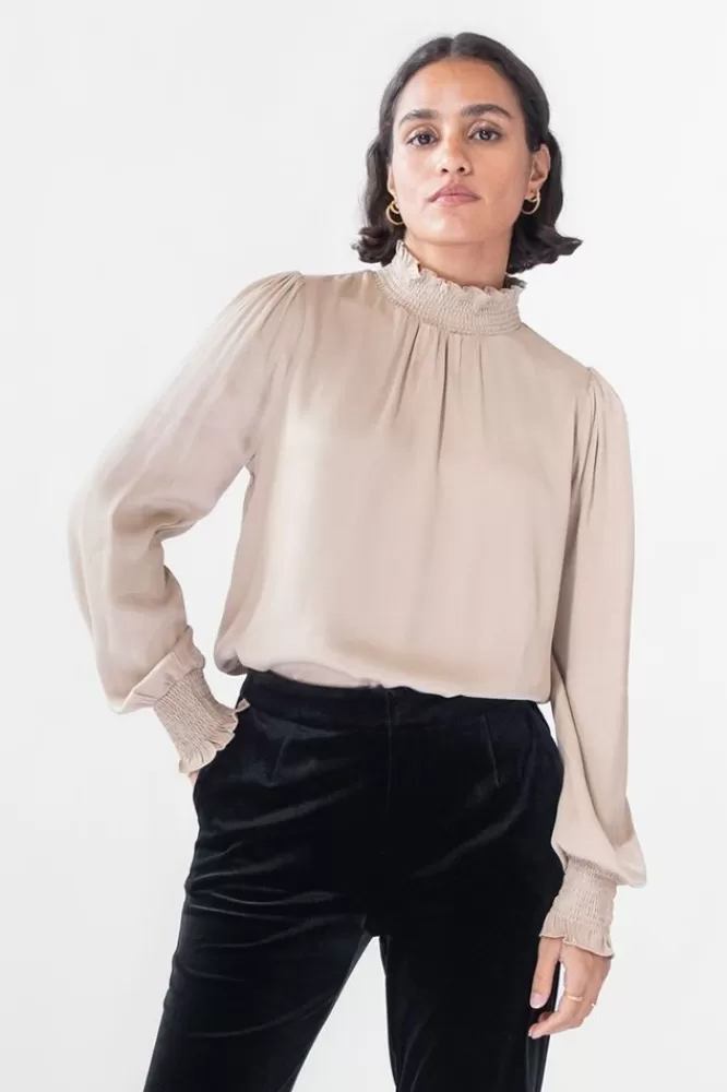 Dames Blouses-BlouseMetSmockDetails