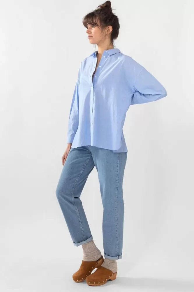 Dames Blouses-LichtblauweGestreepteOversizedBlouse