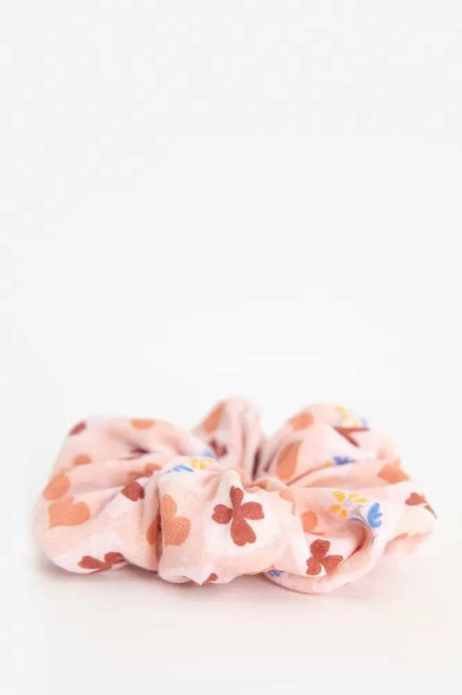 Kids * Accessoires-Lichtroze Scrunchie Met Print