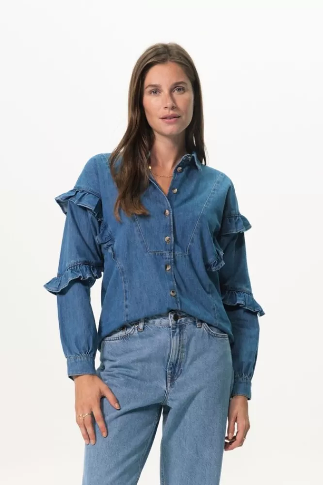 Dames Blouses-OversizedDenimBlouseMetRuffleDetails