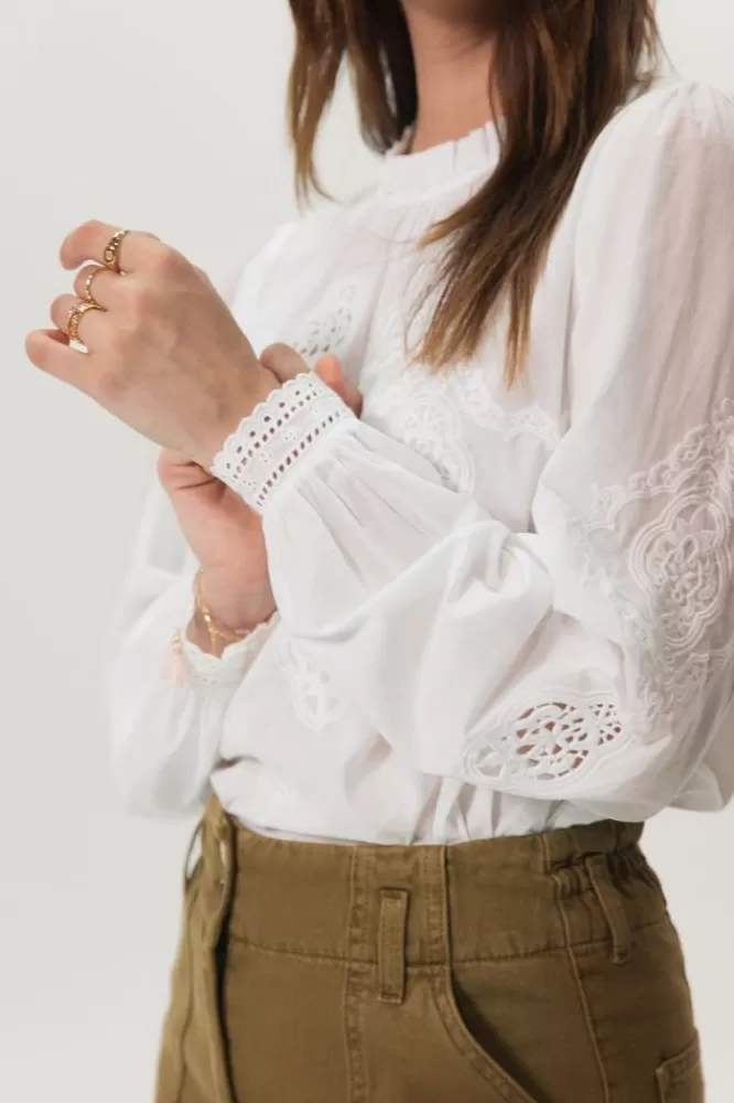 Dames Blouses-TeBlouseMetKantenDetails